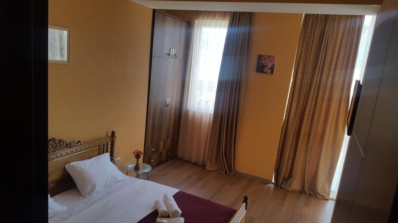 Fantaflat Old Tbilisi Apartment Exterior photo